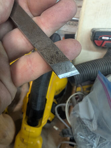 PXL_20251111_215027216